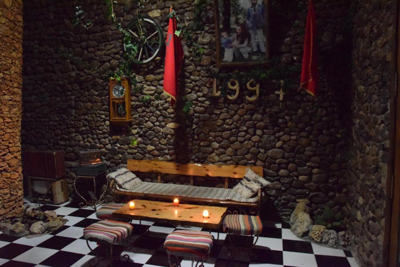 Leonor Hotel
